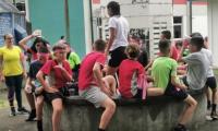 estudiantes compartiendo